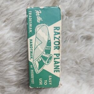 Green and White Razor Plane Box